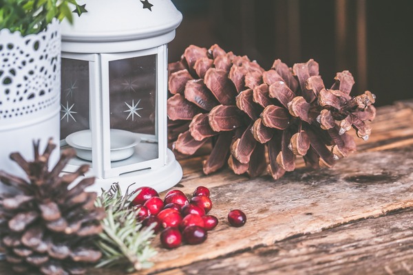 Illuminate Your Space with Durable Metal Candle Lanterns